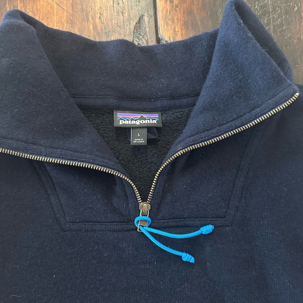 Patagonia Blue Zip Up Sweater - Picture 2 of 3